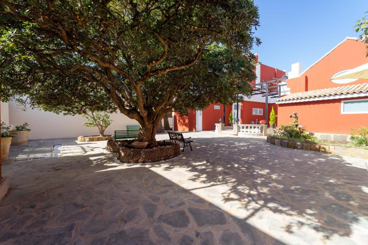 Albor Suites Santa Brígida Екстериор снимка